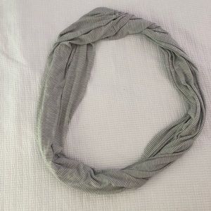 Old Navy Striped Infinity Scarf Gray and White